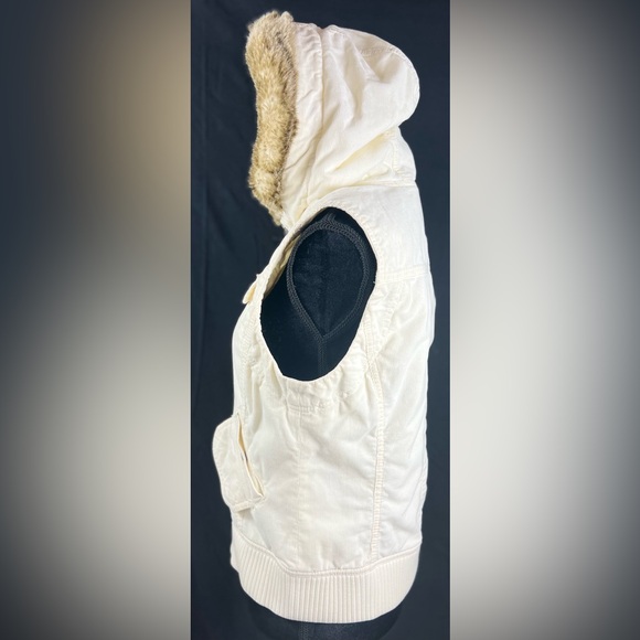 LOFT Cream Corduroy Hooded Vest w Detachable Faux Fur Trim | Size Small - Picture 3 of 9